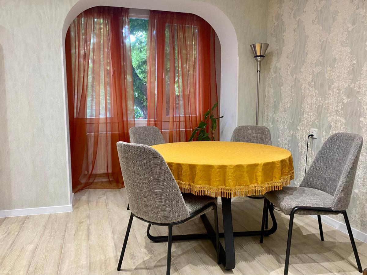 Spacious Dinamo Apartment Tiflis Exterior foto
